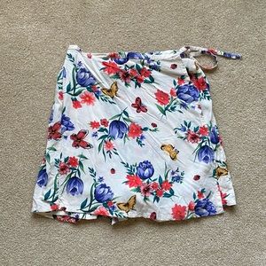 At Last & Co White Butterfly Floral Print Skort